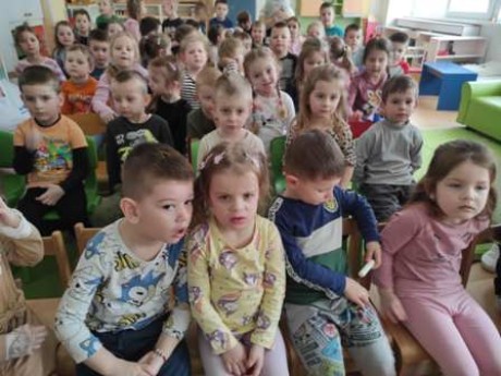 f74806c8-5ce4-4d24-92ba-91c1c5650ae0