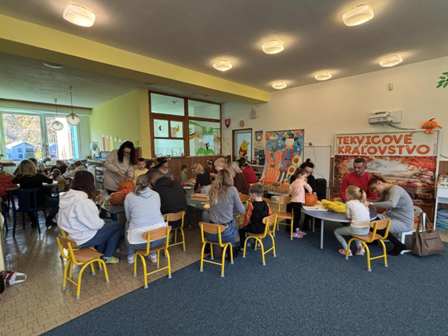 12c6276e-5298-4273-b18c-e1cc25866a35