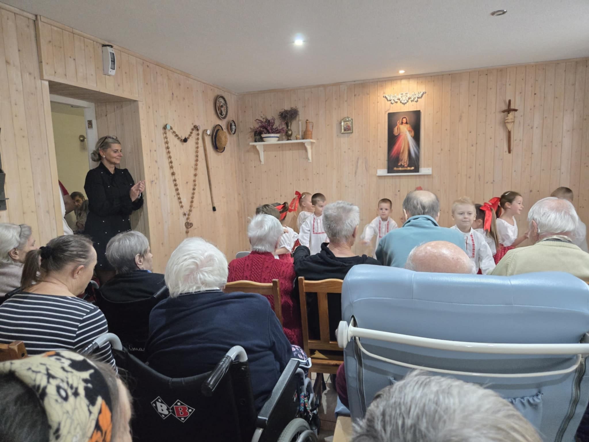 571314671_880551737628359_193066047832256487_n