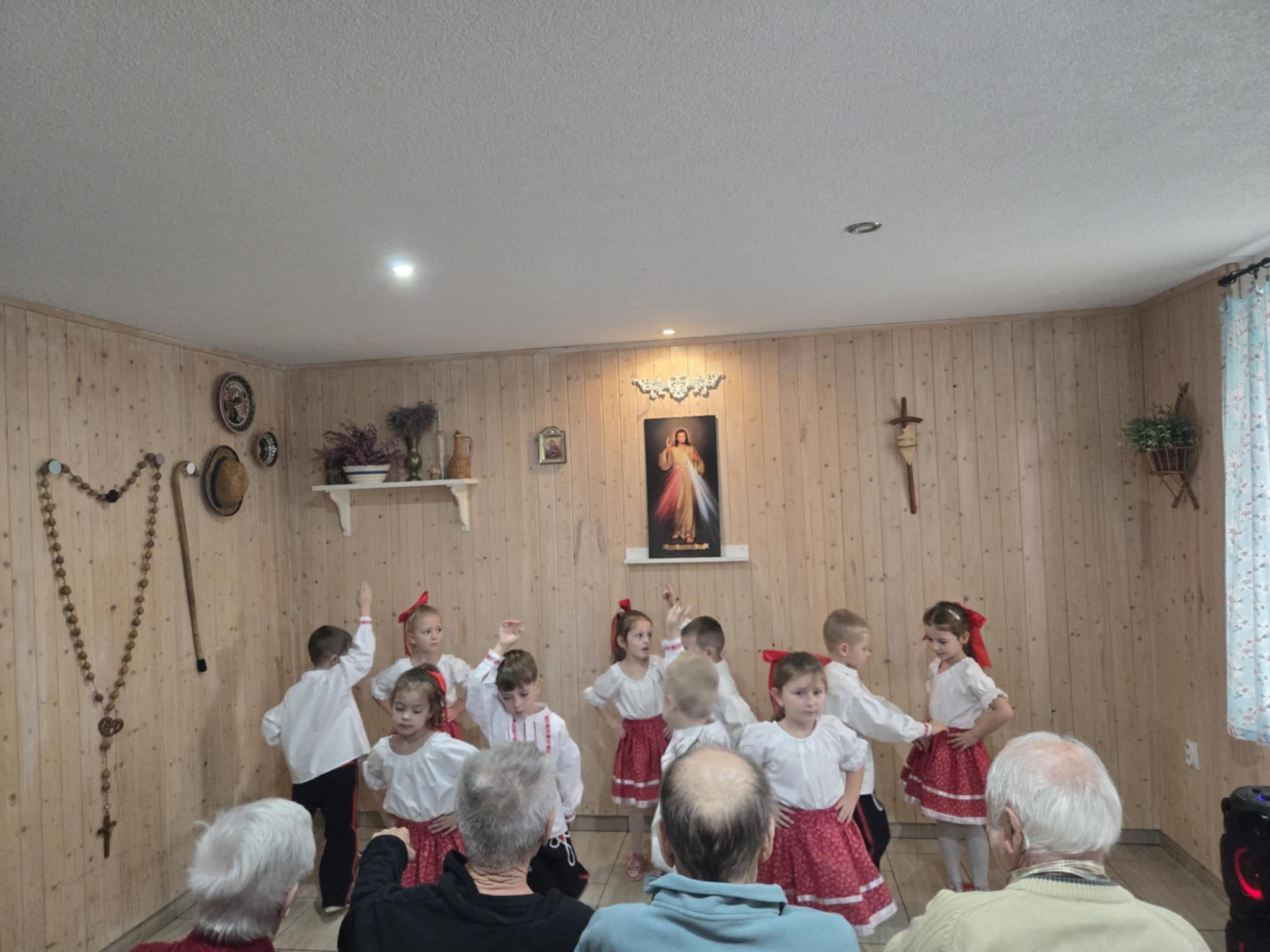 571801970_880551820961684_6441020657132392498_n