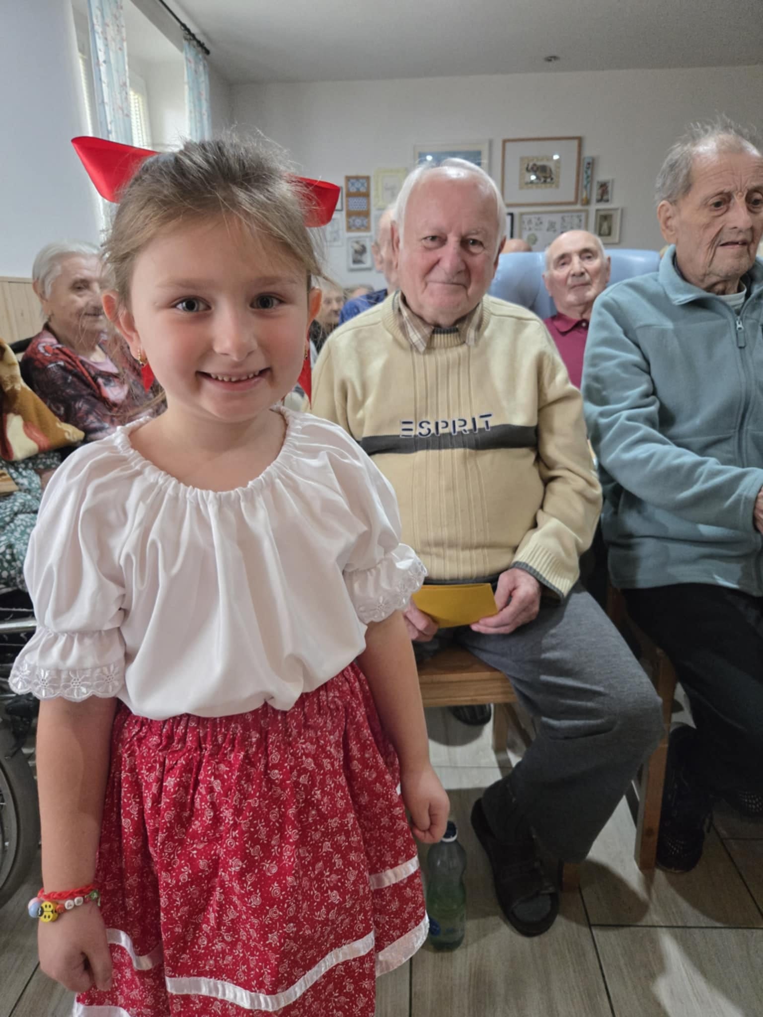 572360438_880551644295035_8542941421352920884_n