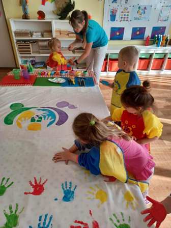 8a889cb0-c931-49da-b651-eadcc53e5b4f