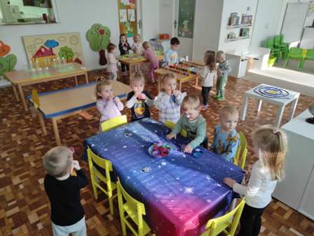 b5b19685-1228-491f-9c5e-e7c90dd1efae (1)