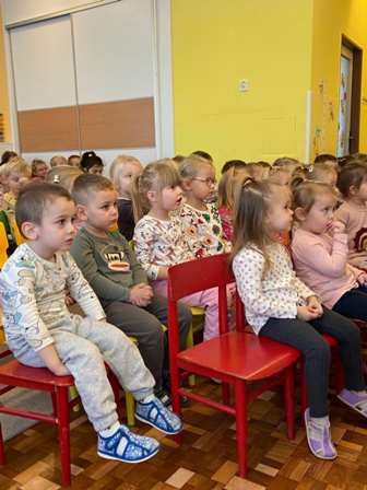 05d4922f-a1f0-4a53-91e4-fc89308d467e