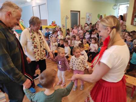 6eec389c-b0c8-4f6a-a58b-fafe951c26e3