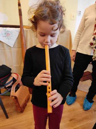 fe97d404-3326-4c56-8aad-f2aad87b9d48