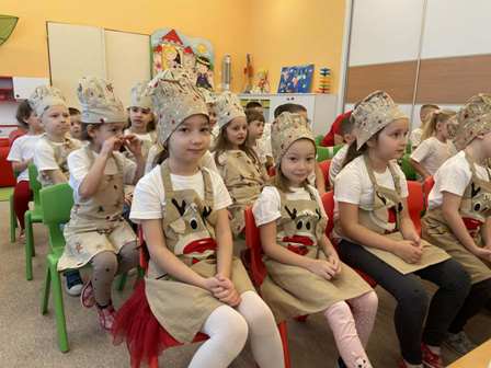 2443a12a-e46e-41c5-b185-6d03ecbff104