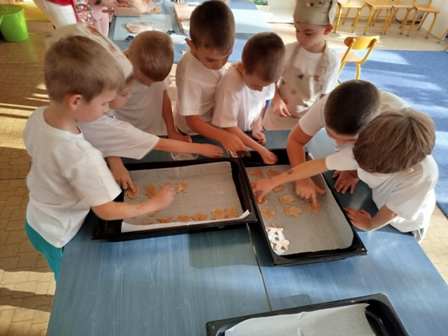 7777d87b-5e07-4a46-bcf2-f6e3face0f47