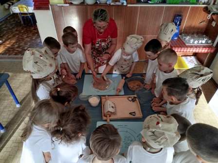 60748a83-d01d-4d02-aded-a12cd6ded8c5