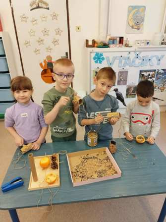 f935dbc9-9b9c-40e3-a522-704f72cd1c37