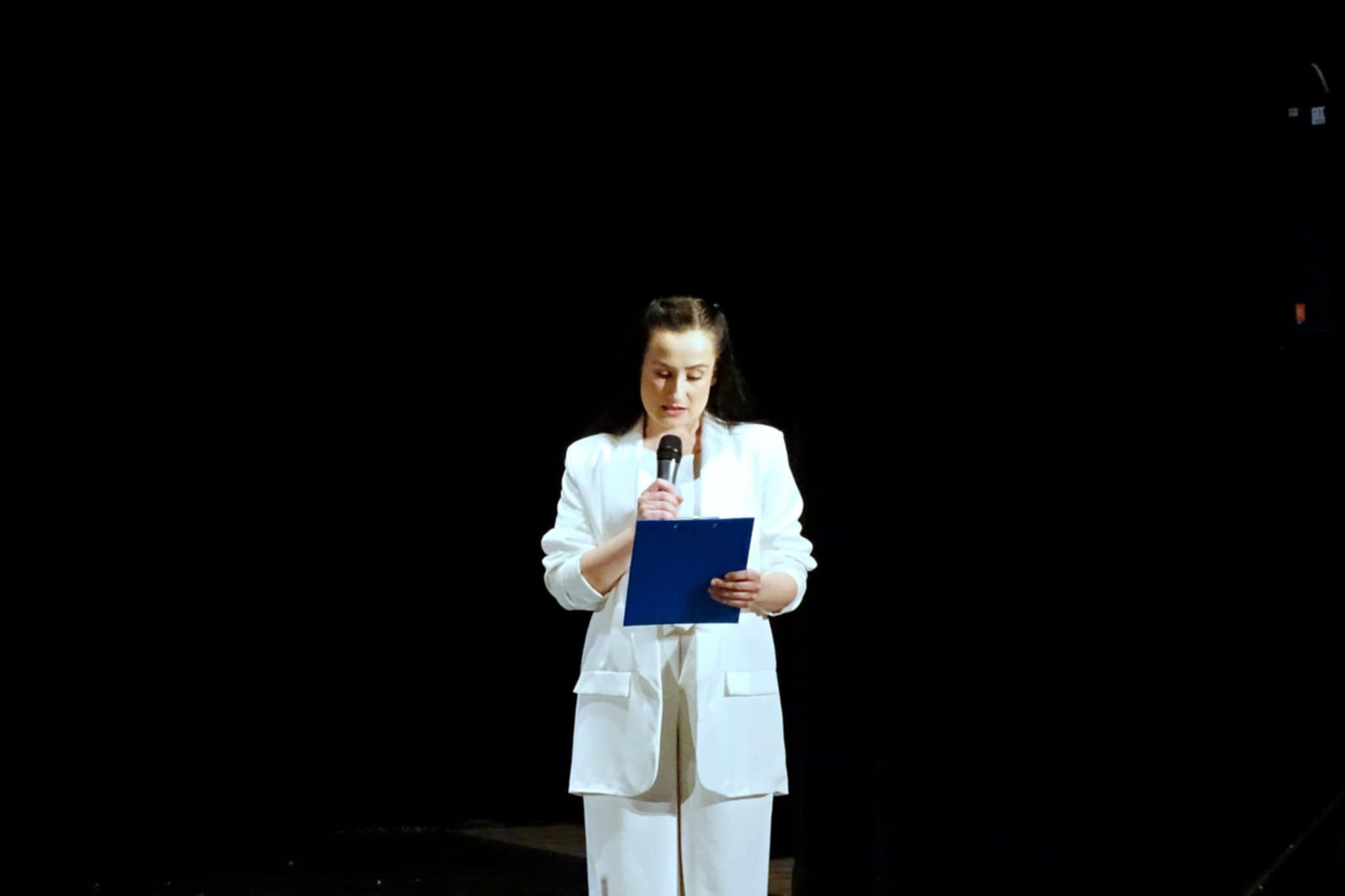 b0d9335e-046a-42c8-a08b-d13bddc6f057