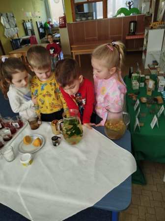 43d4f64e-49b0-4994-a9c4-d8165bd1efbb