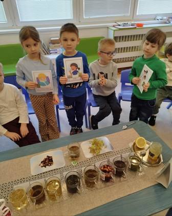 cb778ee3-915d-48cc-8d03-e1391514619a