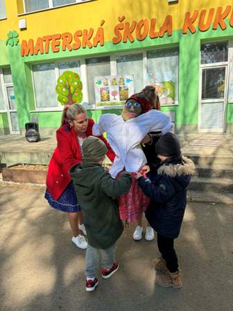 ddc2c416-971a-404a-bb8e-d75e2f552994