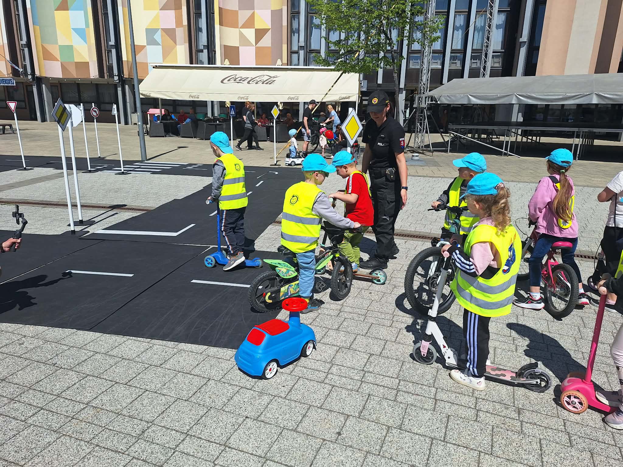690603336_1403355104930605_754374497126082872_n